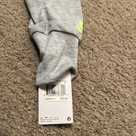 NWT Nike Kids Pullover Long Sleeve Just Do It Hoodie Gray Size 6X (6-7 Years) - Picture 5 of 6